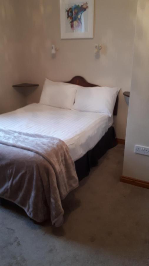 Bay View Guesthouse Голуэй Экстерьер фото