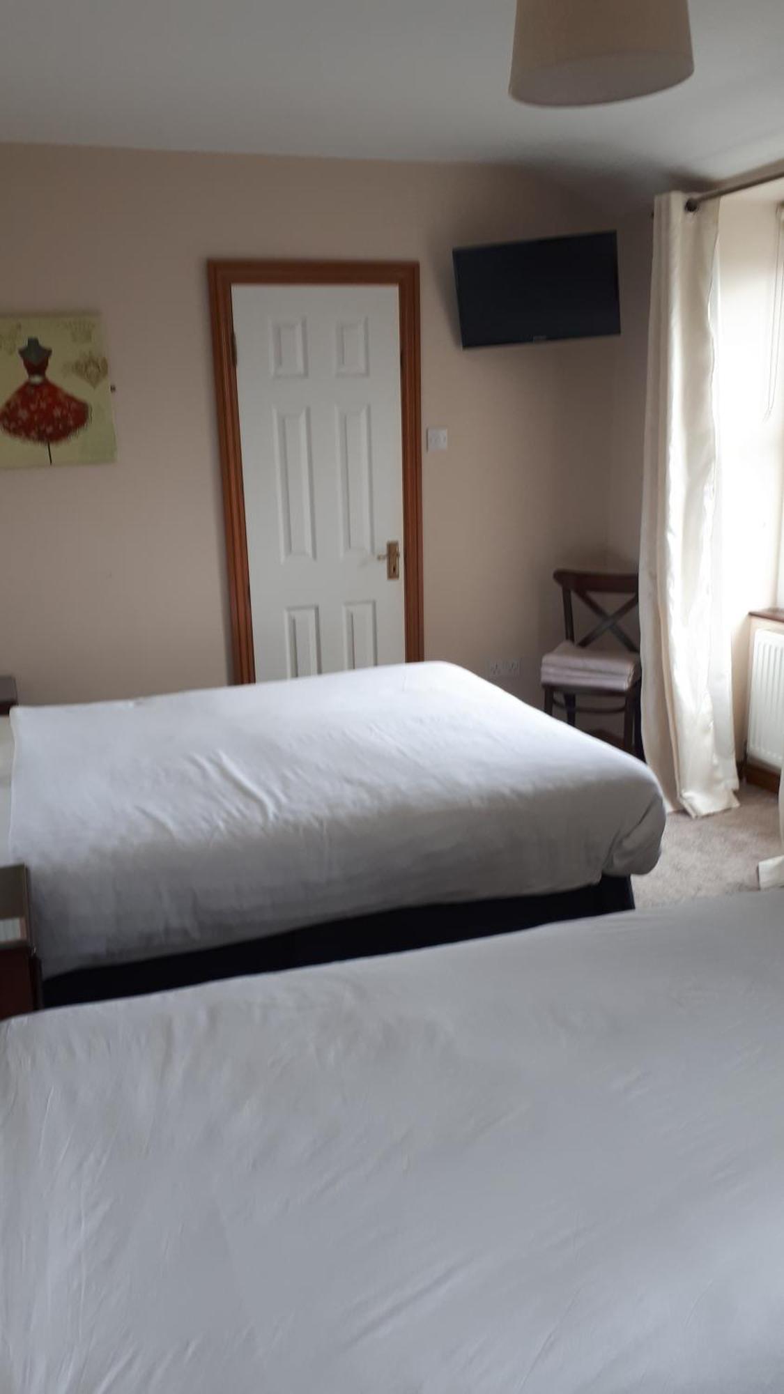 Bay View Guesthouse Голуэй Экстерьер фото